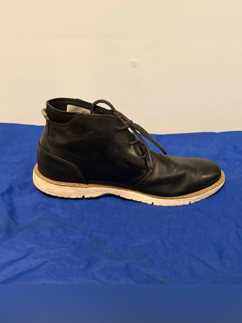 TOMS Black 100% quality Leather Chukka Boots